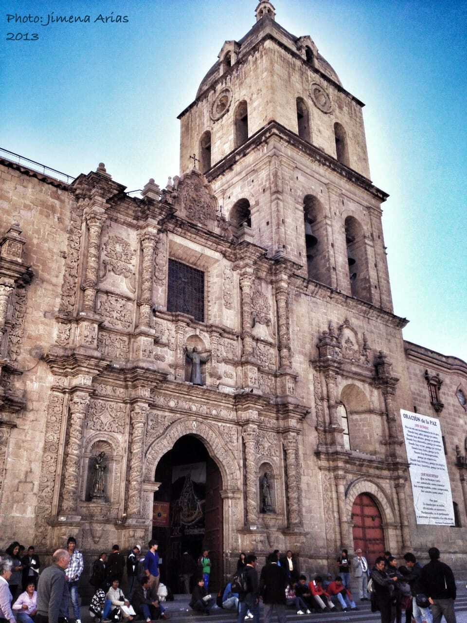 REPORTAJE: COSTUMBRES RELIGIOSAS SE ADECUAN ANTE LA PANDEMIA EN BOLIVIA