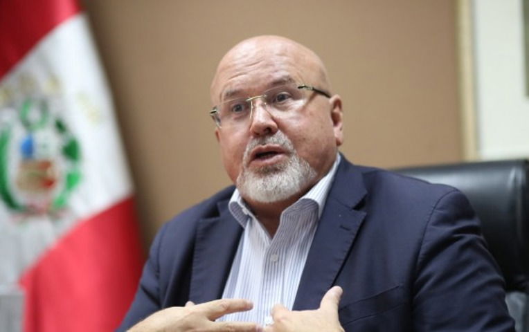 Carlos Bruce:  “En estas elecciones no voy a participar”