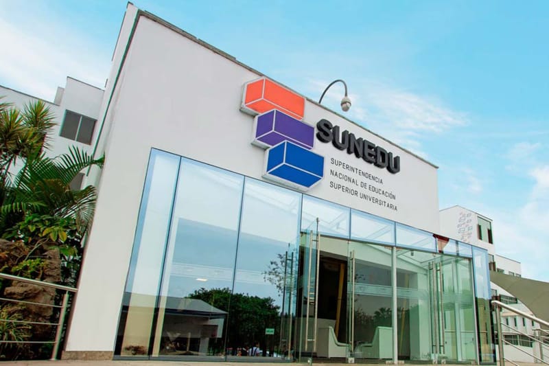 Sunedu recibió más de 4,100 reclamos por clases virtuales universitarias