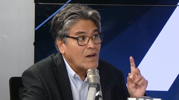 ¡Exministro de Salud Abel Salinas se prepara para precandidatura en el APRA!