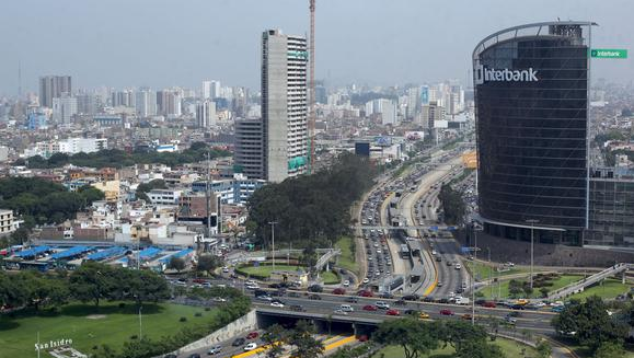 En agosto se registró la segunda menor caída del PBI peruano, según BCR
