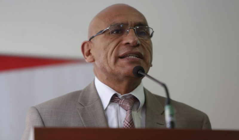 Economista Waldo Mendoza es el nuevo titular del Ministerio de Economía y Finanzas