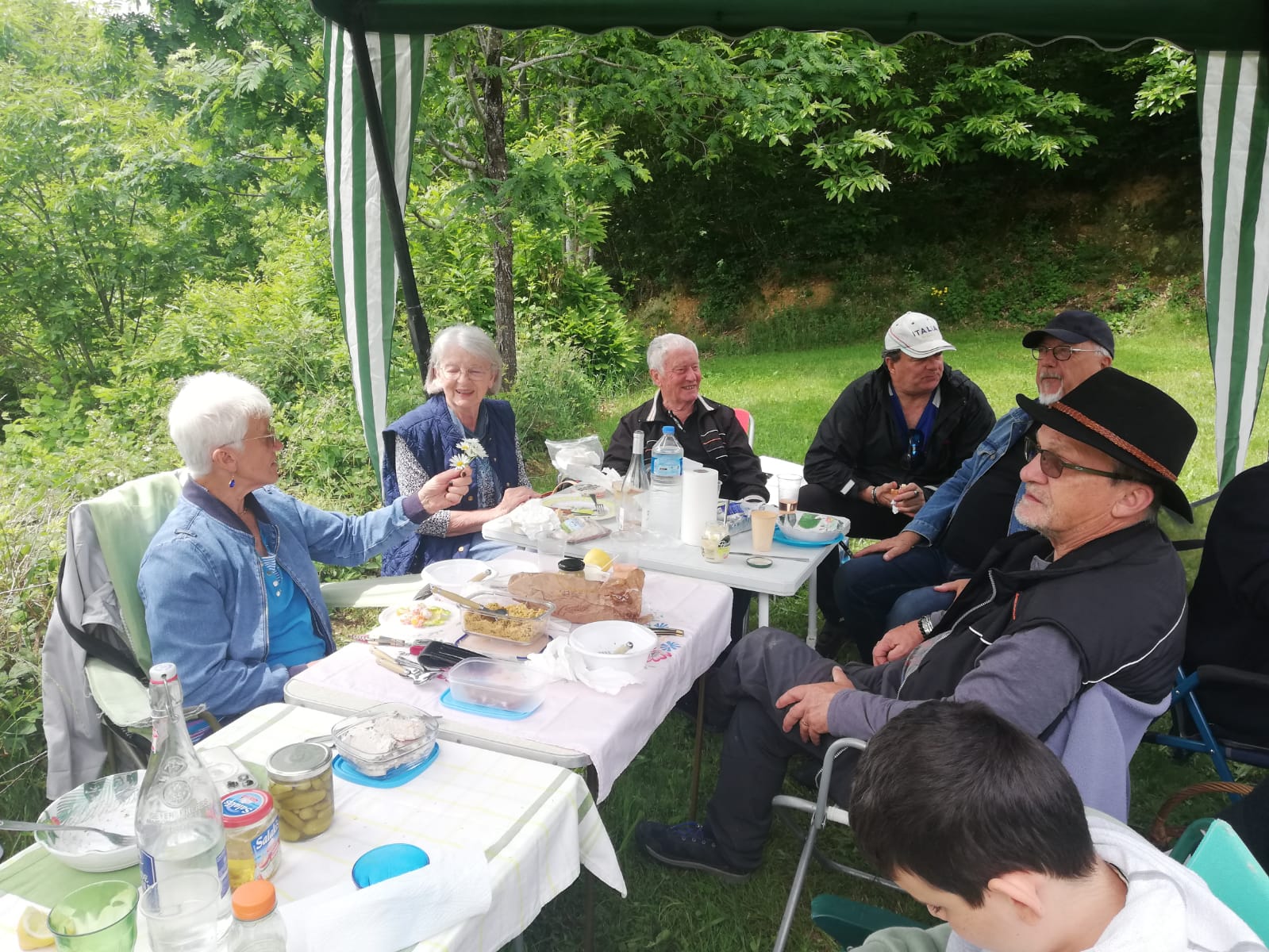 RESTAURATION ET HYDRATATION