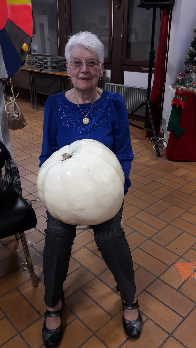 OHOTOS DU REPAS DE NOËL DU 8 DECEMBRE 2023