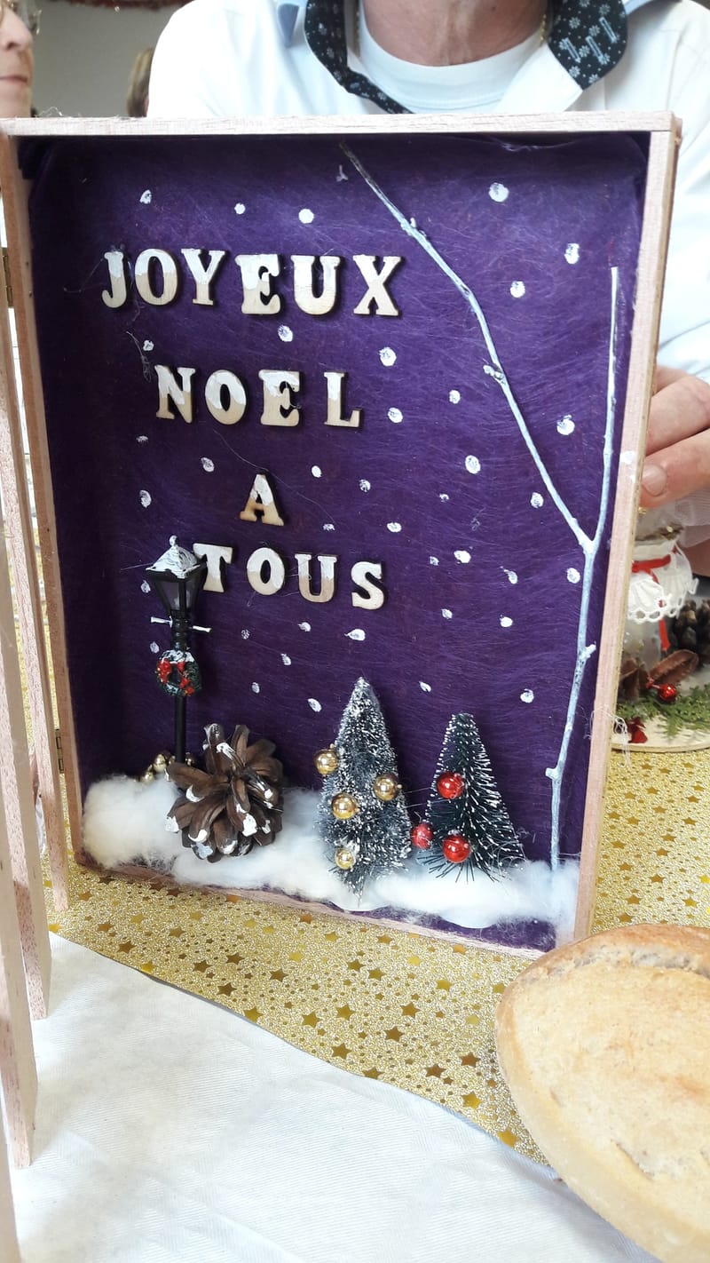 OHOTOS DU REPAS DE NOËL DU 8 DECEMBRE 2023