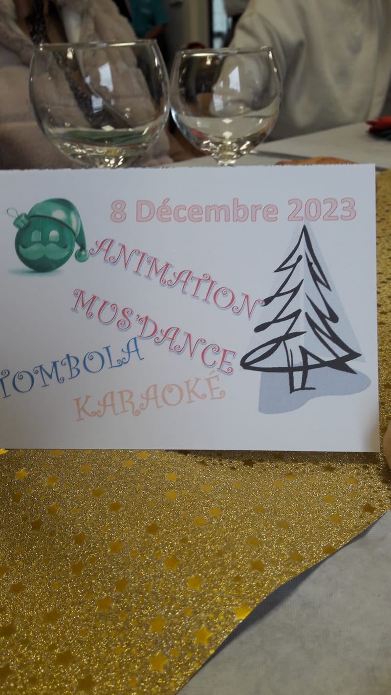 OHOTOS DU REPAS DE NOËL DU 8 DECEMBRE 2023