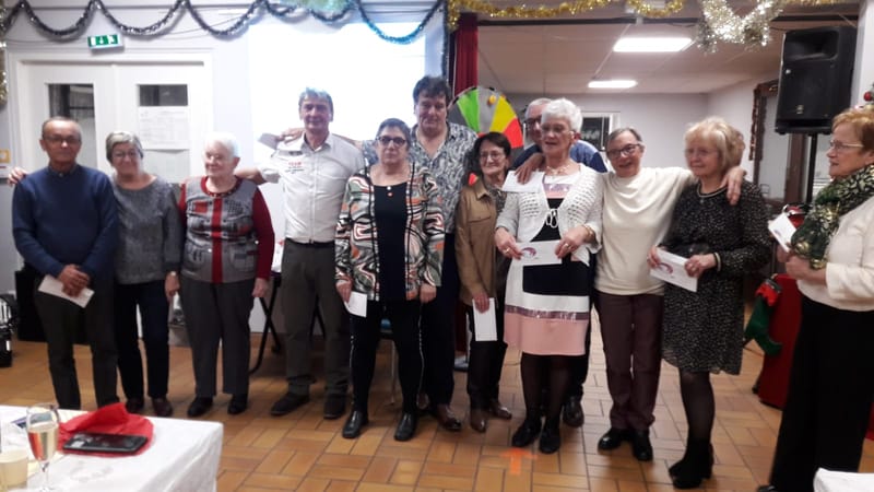 OHOTOS DU REPAS DE NOËL DU 8 DECEMBRE 2023