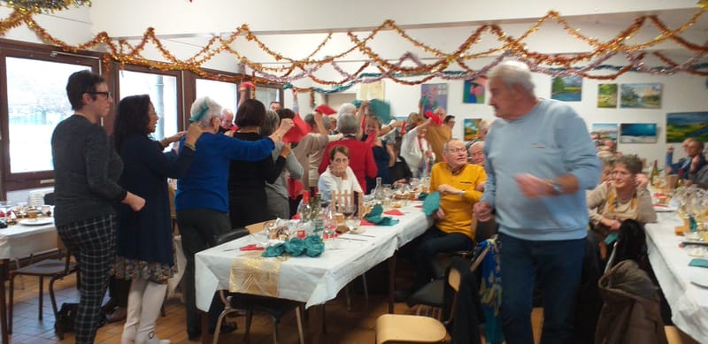 OHOTOS DU REPAS DE NOËL DU 8 DECEMBRE 2023