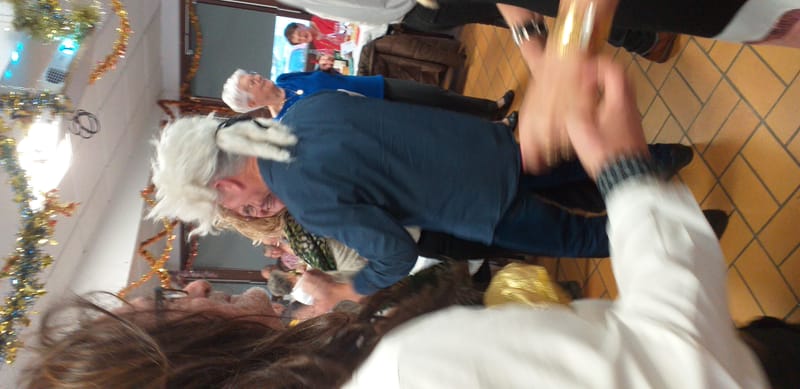 OHOTOS DU REPAS DE NOËL DU 8 DECEMBRE 2023