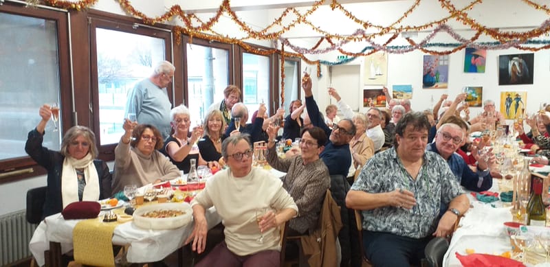 OHOTOS DU REPAS DE NOËL DU 8 DECEMBRE 2023