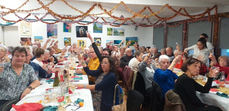 OHOTOS DU REPAS DE NOËL DU 8 DECEMBRE 2023