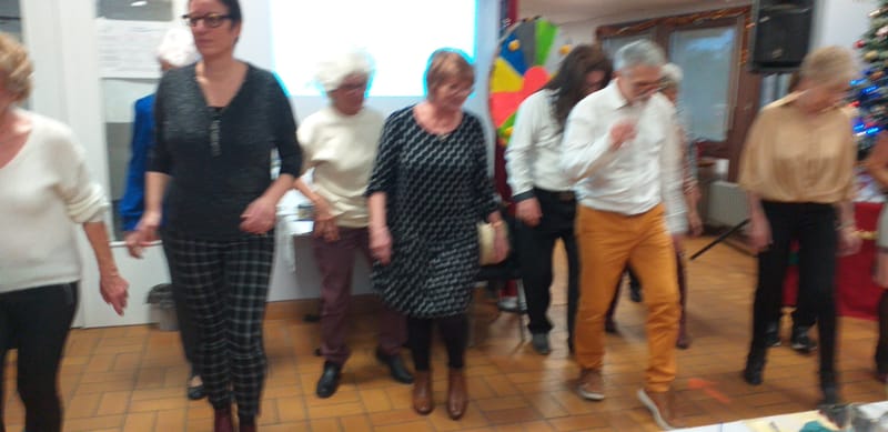 OHOTOS DU REPAS DE NOËL DU 8 DECEMBRE 2023