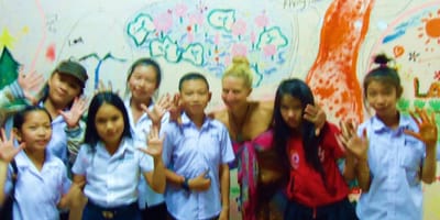 Art School Development in the Slums of LAOS, Asia