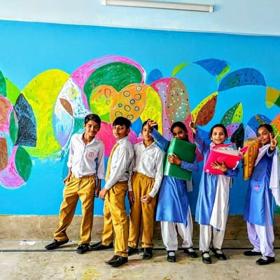 Pakistan 2 month Course of Non Failure art in Karachi Slums