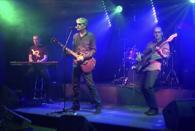 Live Musik und Tanz mit the shuffle shoes