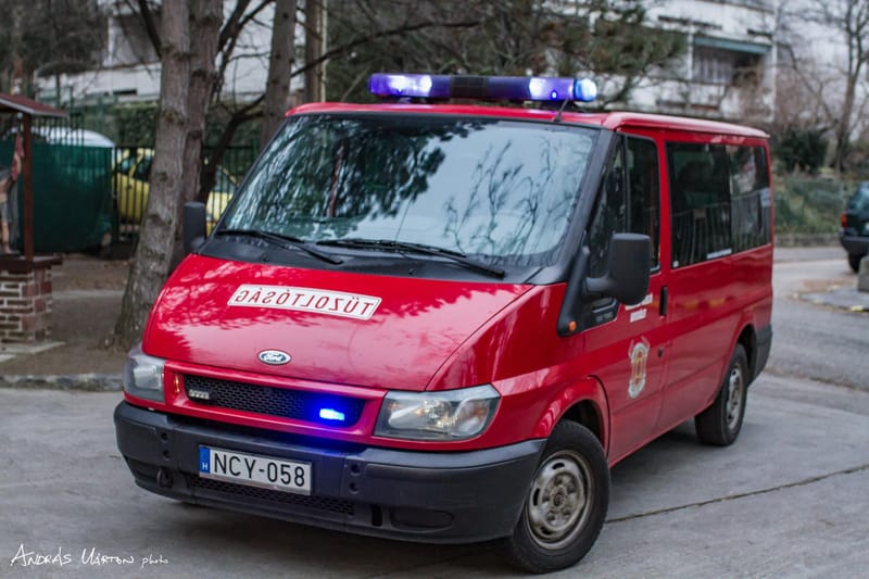 Ford Transit csapatszállító gépjármű