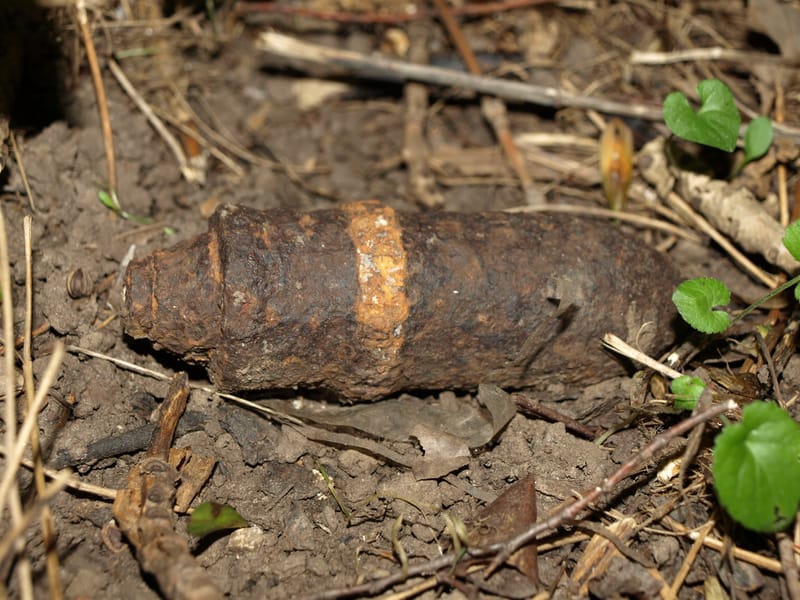 II. Világháborús robbanótest a Hárshegyi úton