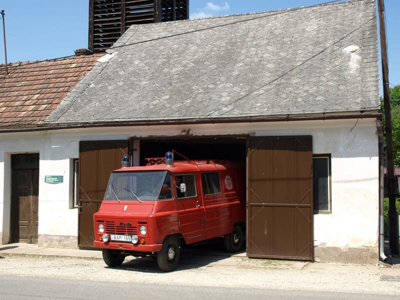 Az első tűzoltó autónk