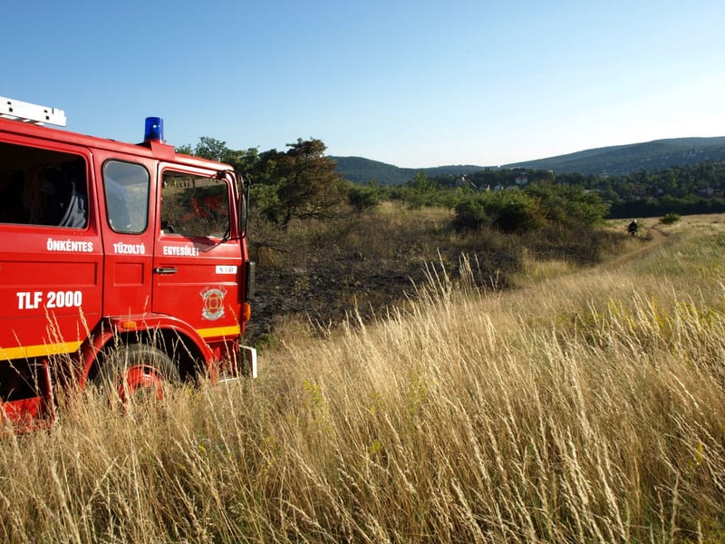 Bozóttűz a Vörös Kővár oldalában