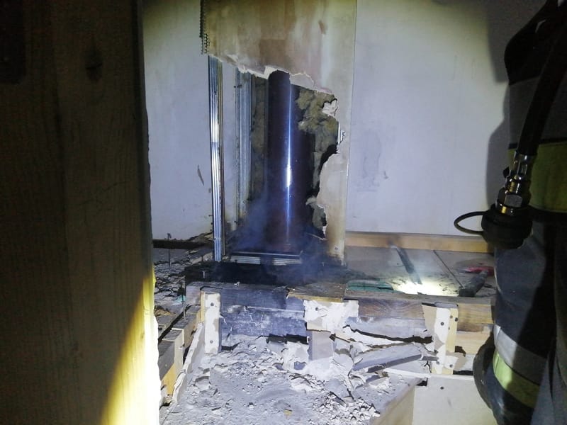 Azonnal jelezték a tüzet, nem égett le a ház Pesthidegkúton