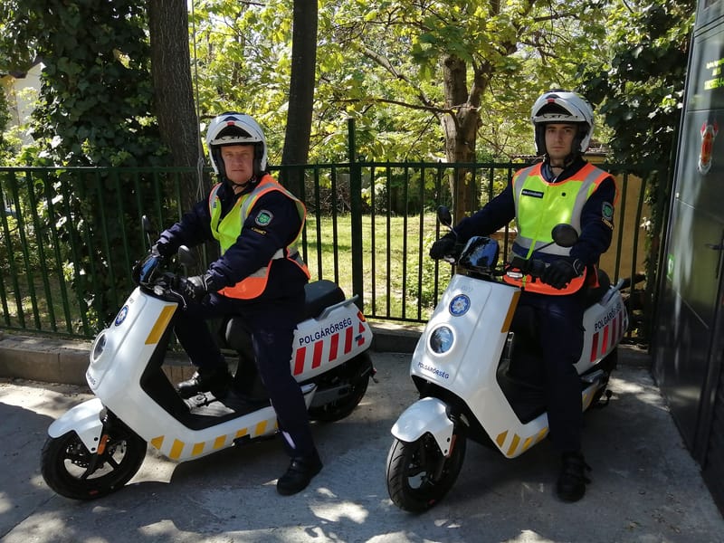 Elektromos robogók állnak szolgálatba