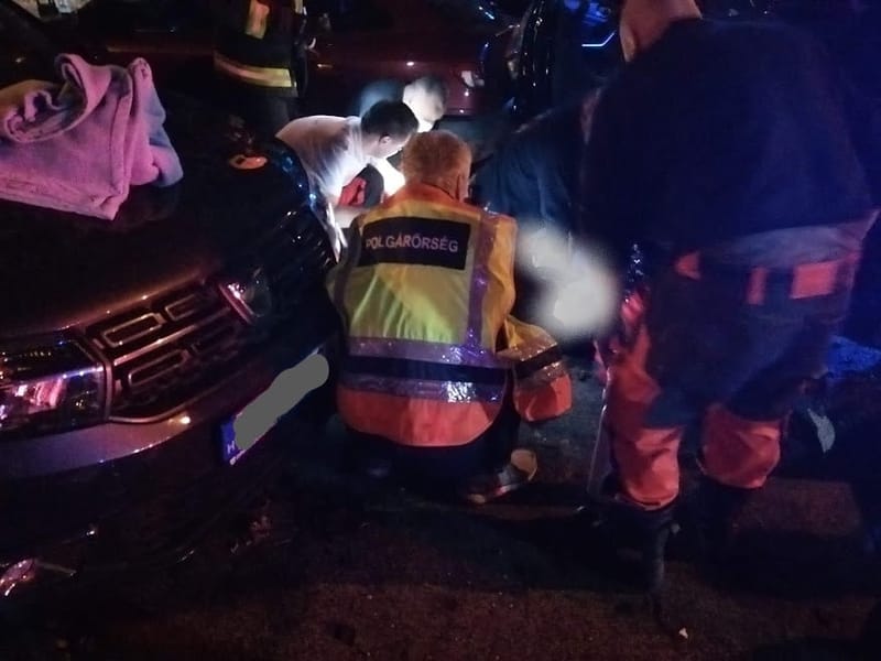 Menet közben lett rosszul a sofőr