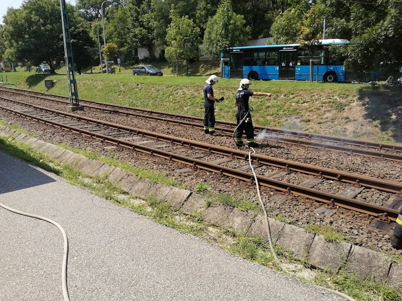 Tűzesethez riasztottak, de egy baleset sérültjét is elláttuk