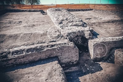 Anfiteatro romano di Teanum Apulum {I-II d.C.}