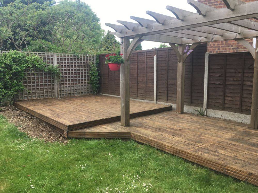 Decking & Pergola