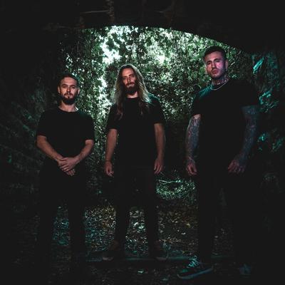 Plague Father volta mais brutal do que nunca em Negation - PAPO METAL