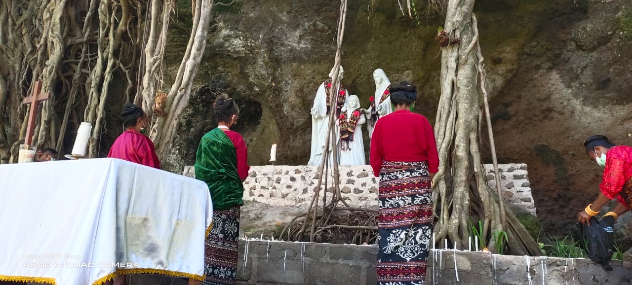 Taman Ziarah Nera Maeng