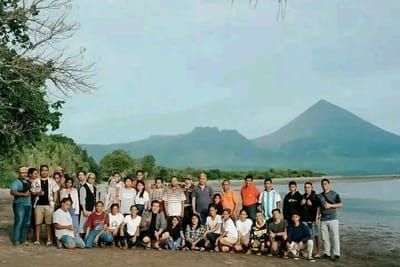 Persaudaraan dan Komunikasi Sosial