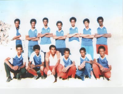 فريق اواسط 1984