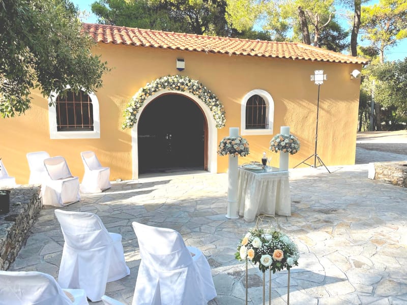 Wedding of Georgia and Kostas in Anoixi, Athens