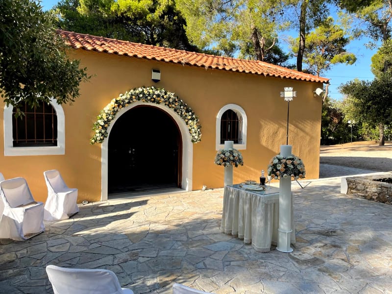 Wedding of Georgia and Kostas in Anoixi, Athens