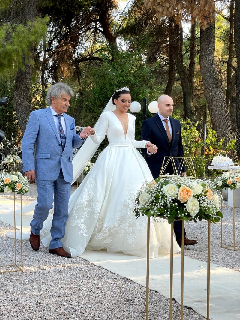 Wedding of Georgia and Kostas in Anoixi, Athens