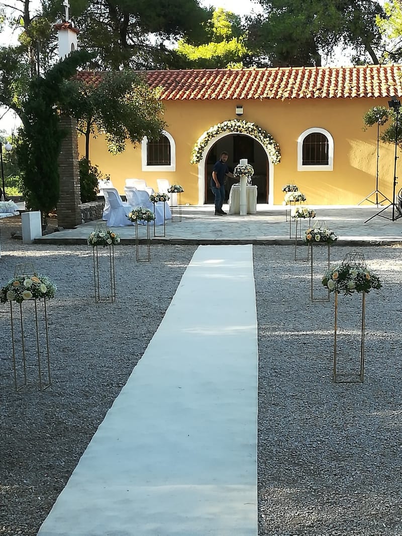 Wedding of Georgia and Kostas in Anoixi, Athens