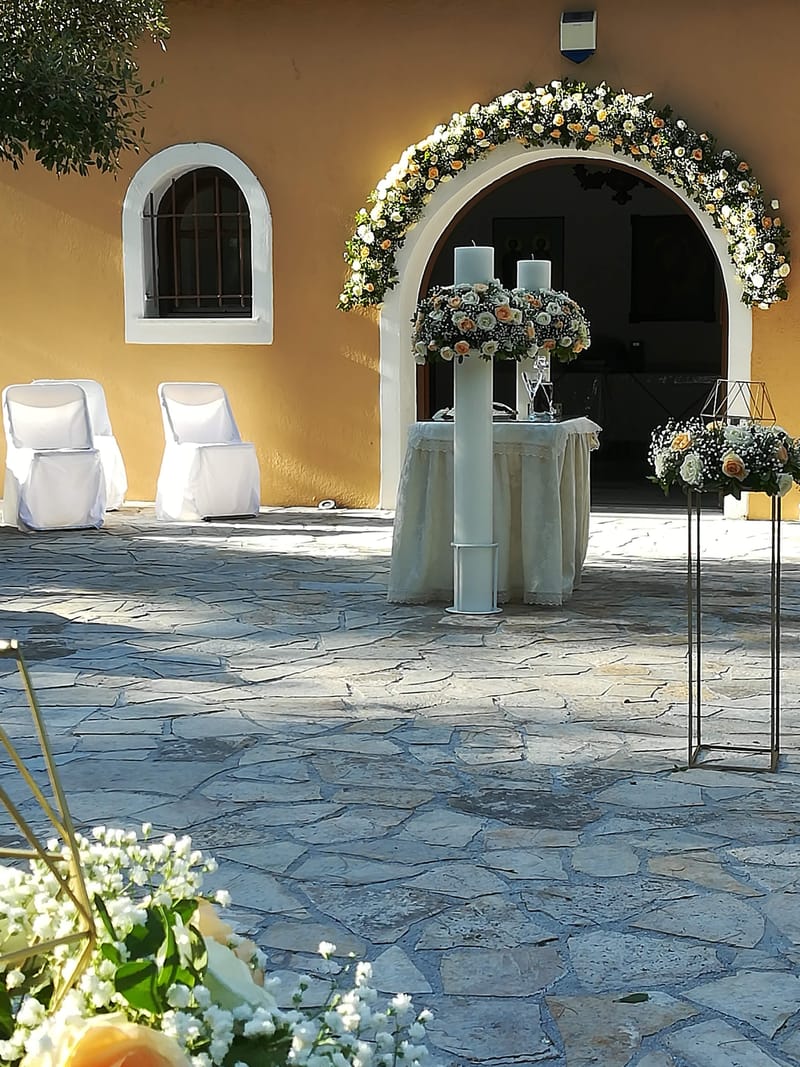 Wedding of Georgia and Kostas in Anoixi, Athens