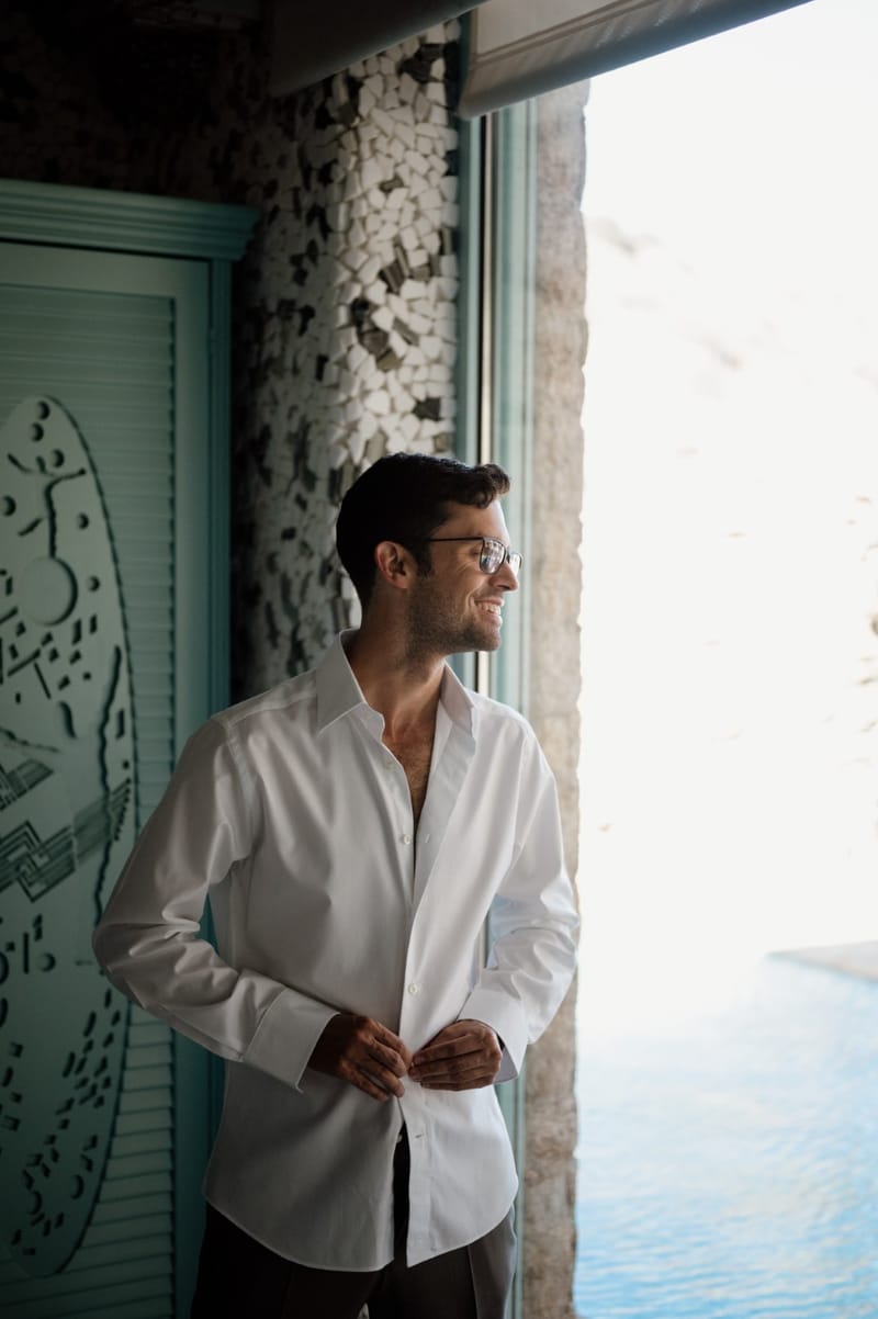 Caitlin & Mike Elopement in Ios