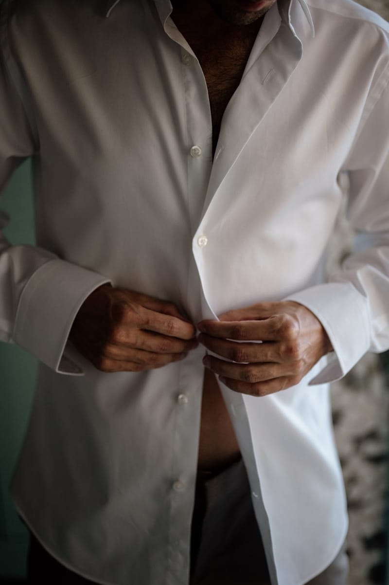 Caitlin & Mike Elopement in Ios