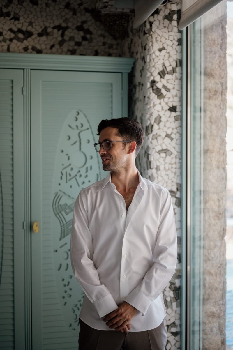 Caitlin & Mike Elopement in Ios