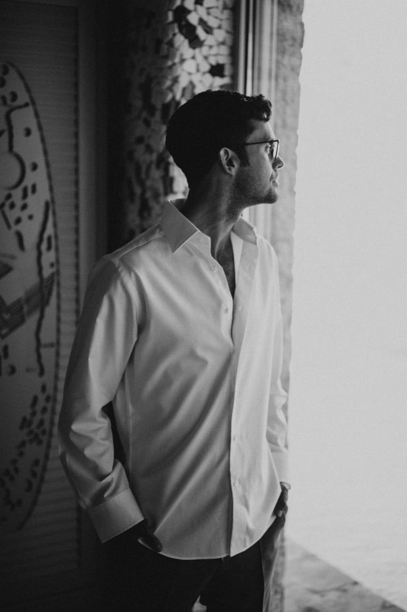 Caitlin & Mike Elopement in Ios