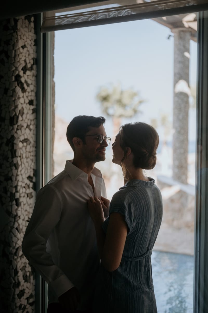 Caitlin & Mike Elopement in Ios