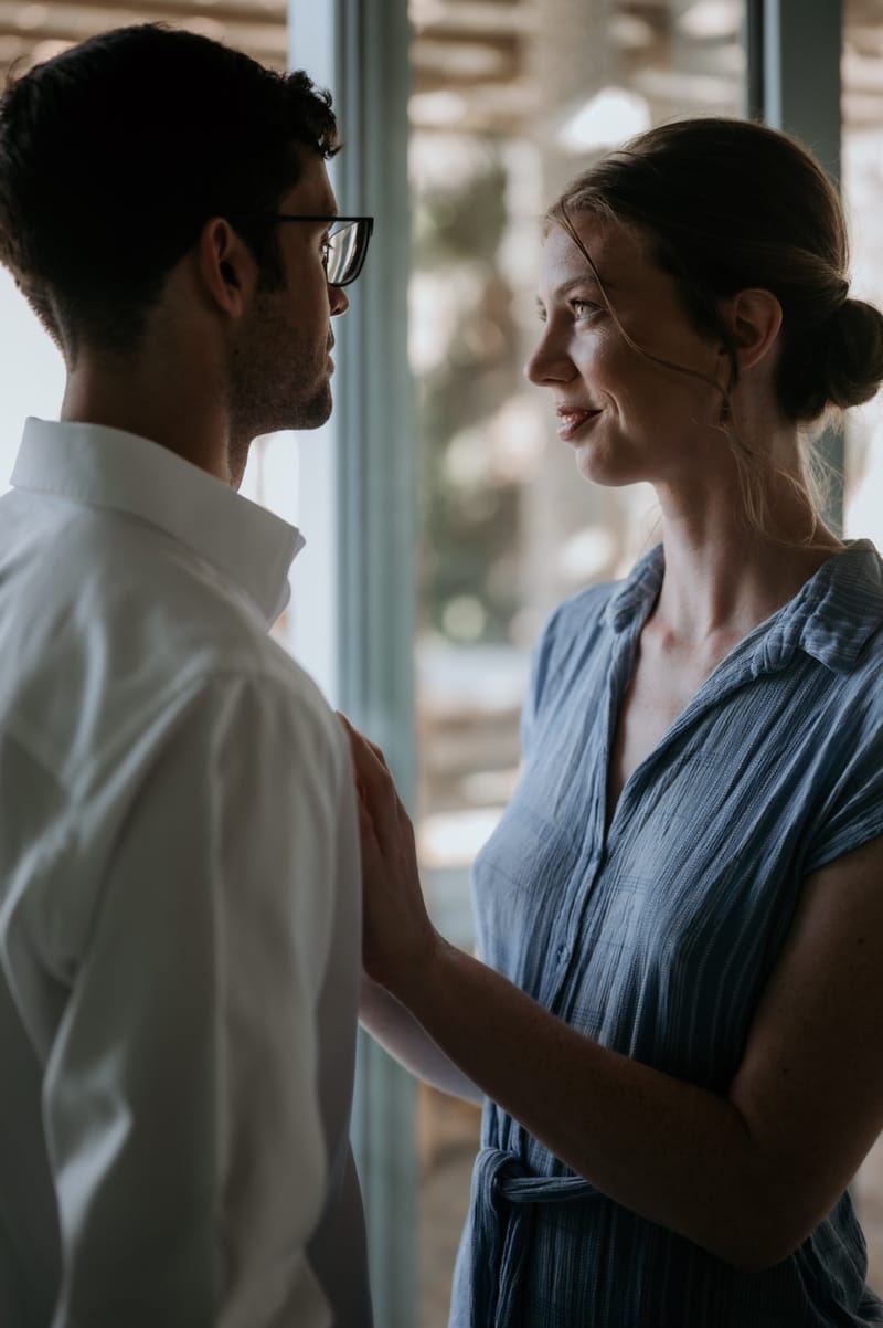 Caitlin & Mike Elopement in Ios