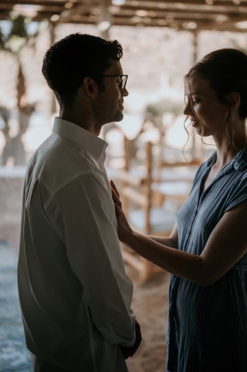 Caitlin & Mike Elopement in Ios