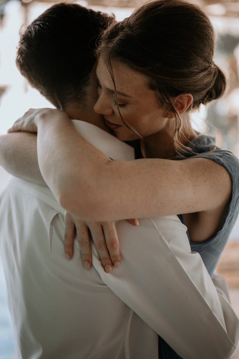 Caitlin & Mike Elopement in Ios