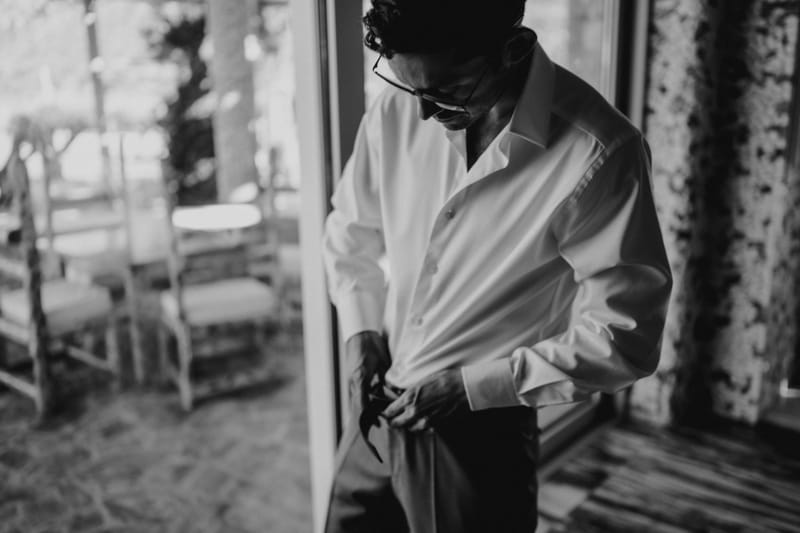 Caitlin & Mike Elopement in Ios