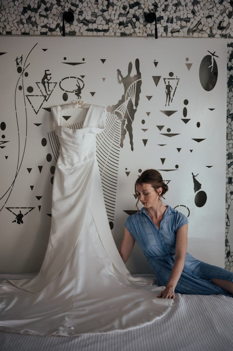 Caitlin & Mike Elopement in Ios