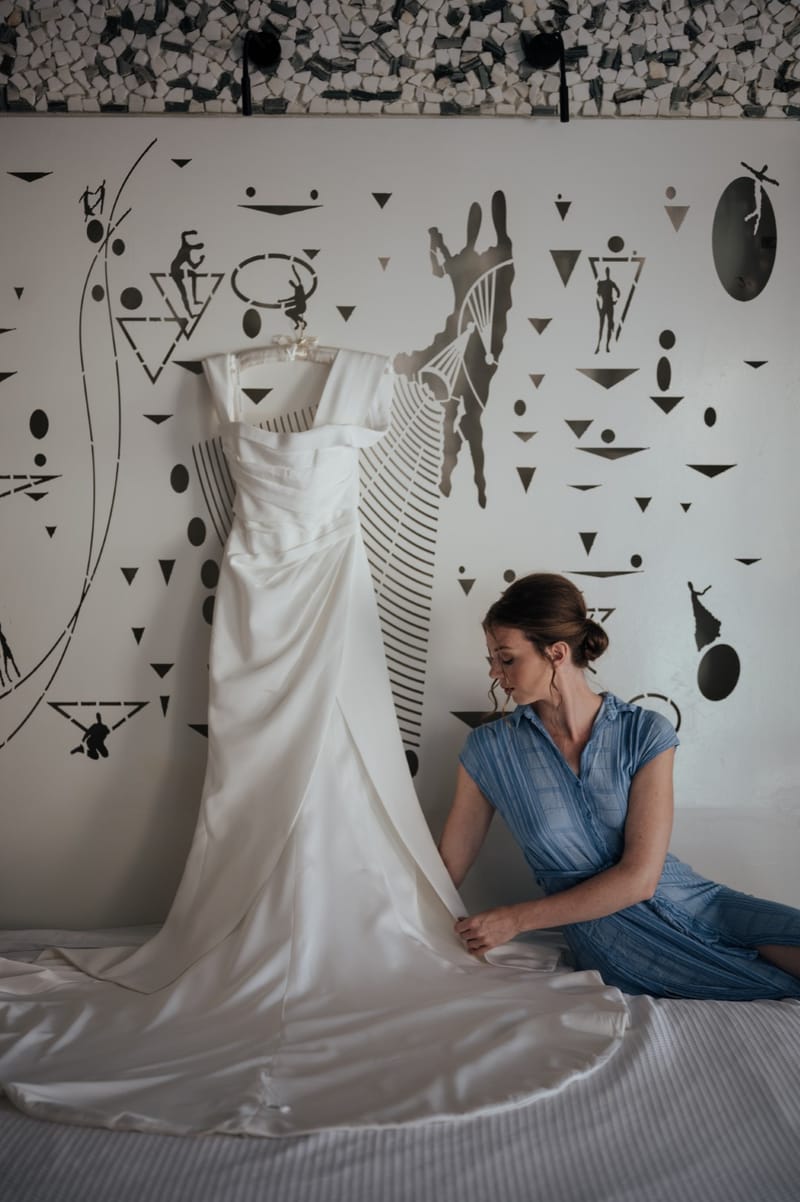 Caitlin & Mike Elopement in Ios