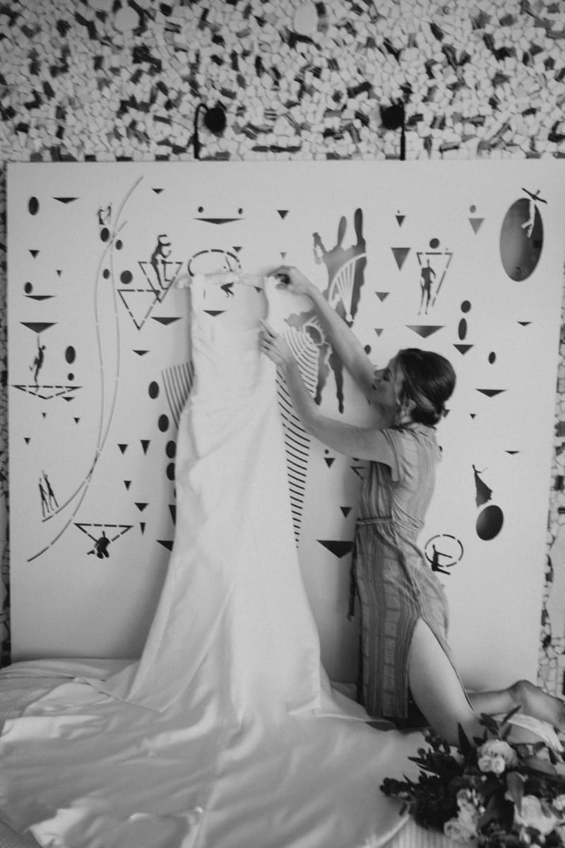 Caitlin & Mike Elopement in Ios